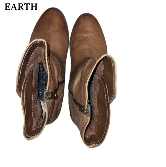 EARTH Brand Leather Talus Almond Brown Biker Moto Cycle Ankle Boot Women 9.5 - Picture 8 of 11